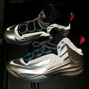 Nike Barkley posites